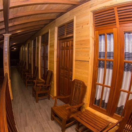 Tea Breeze Motel Наллатания Экстерьер фото