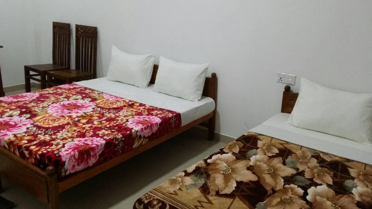 Tea Breeze Motel Наллатания Экстерьер фото