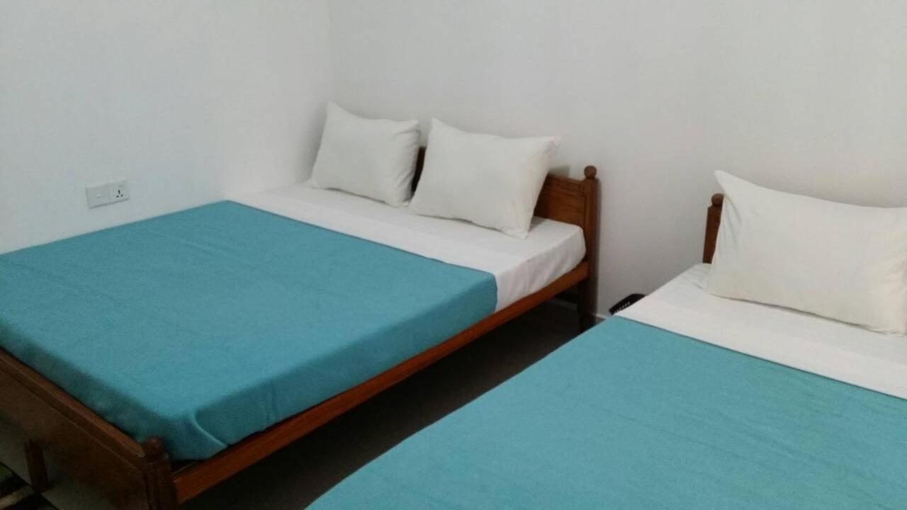 Tea Breeze Motel Наллатания Экстерьер фото